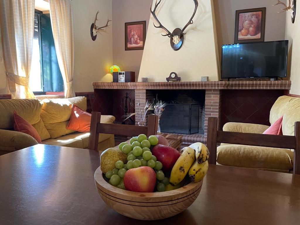 كثل دي لا سييرا Casa Rural La Dehesilla المظهر الخارجي الصورة