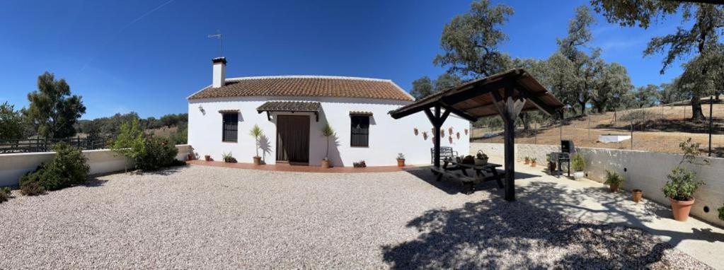 كثل دي لا سييرا Casa Rural La Dehesilla المظهر الخارجي الصورة