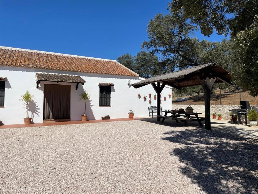 كثل دي لا سييرا Casa Rural La Dehesilla المظهر الخارجي الصورة