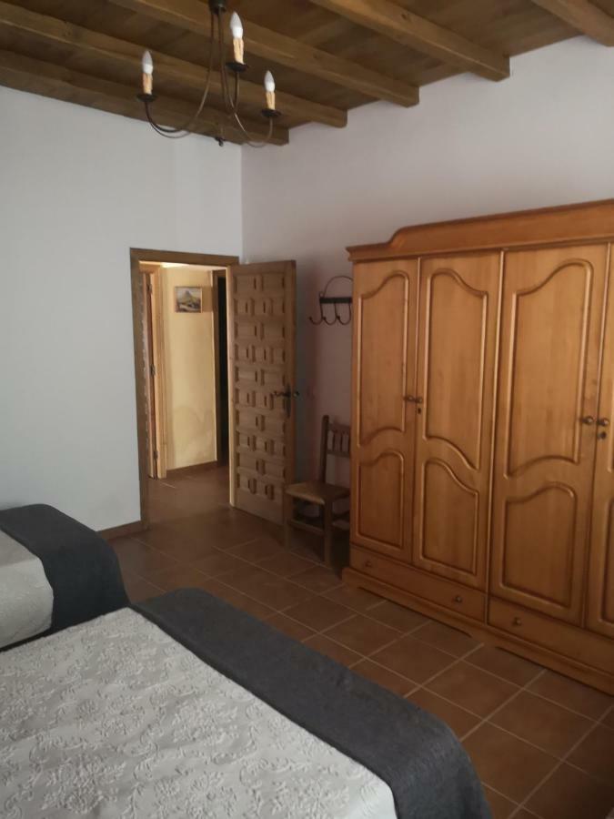 كثل دي لا سييرا Casa Rural La Dehesilla المظهر الخارجي الصورة